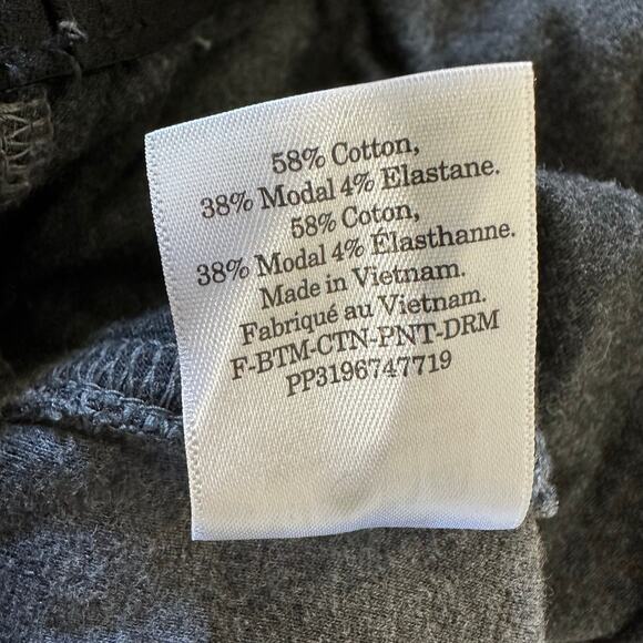 Everlane The Dream Pant Trouser Knit | Heathered Charcoal Gray - Picture 13 of 13